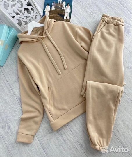 Продам новые тёплые костюмы