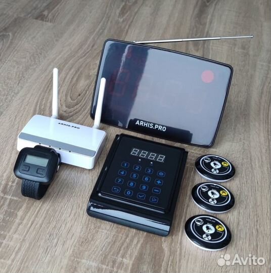 Кнопка вызова официанта комплект с часами и табло