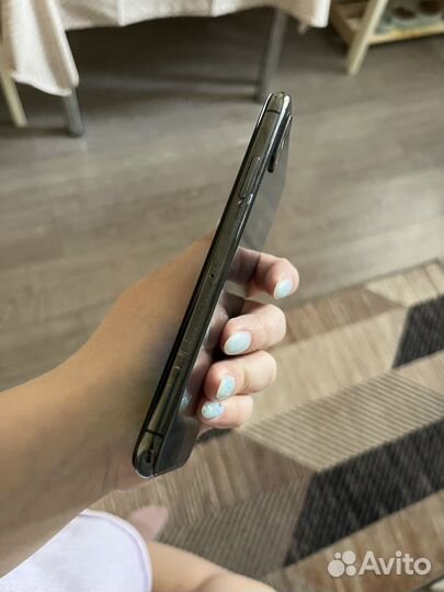 iPhone X, 64 ГБ