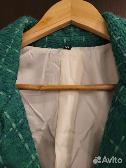 Твидовый жакет зеленый