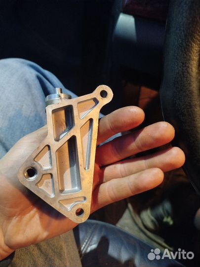 Натяжитель ролика ремня грм vag