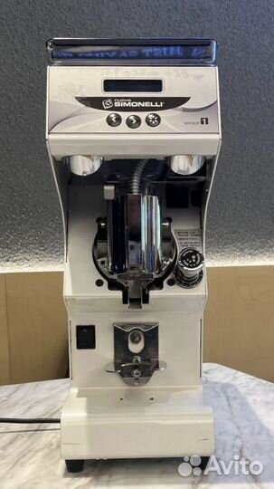 Кофемолка Nuova Simonelli Mythos 1 Митос