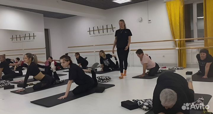 Абонемент в студию растяжки