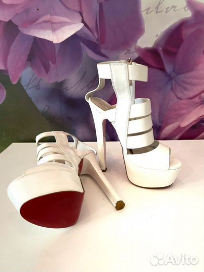 Босоножки женские 37 размер