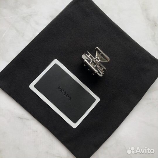 Трендовый крабик Prada