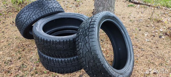 Pirelli Ice Zero 245/45 R19 102H