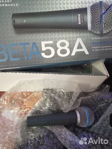 Куча оборудования для звукозаписи