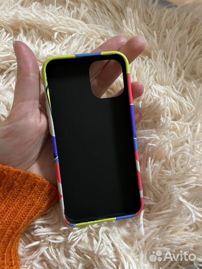 Крышка kaws на iPhone 12 Mini