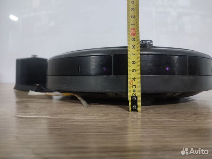 Робот-пылесос iRobot