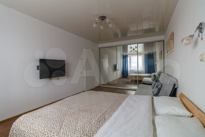 1-к. квартира, 38 м², 8/10 эт.