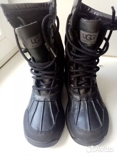 Ботинки зимние UGG