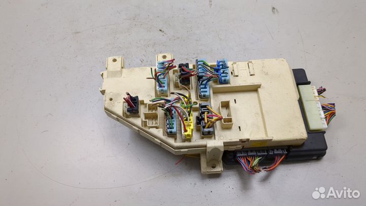 Блок предохранителей Chrysler Sebring