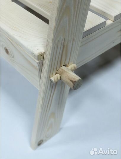 Вешалка для детской одежды