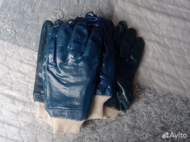 Перчатки нитриловые