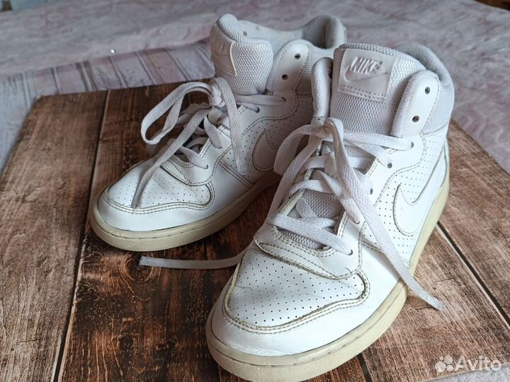 Кроссовки Nike женские 40