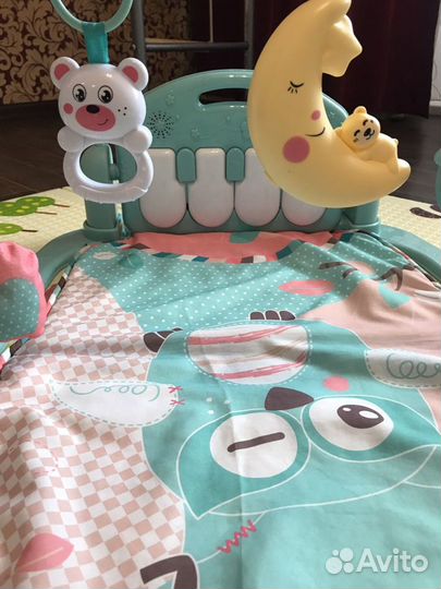 Развивающий коврик с пианино