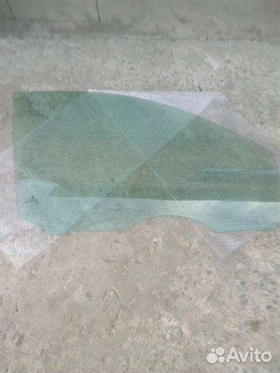 Стекла боковые Skoda Fabia