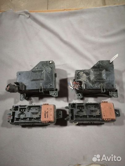 Блок предохранителей Митсубиси Каризма