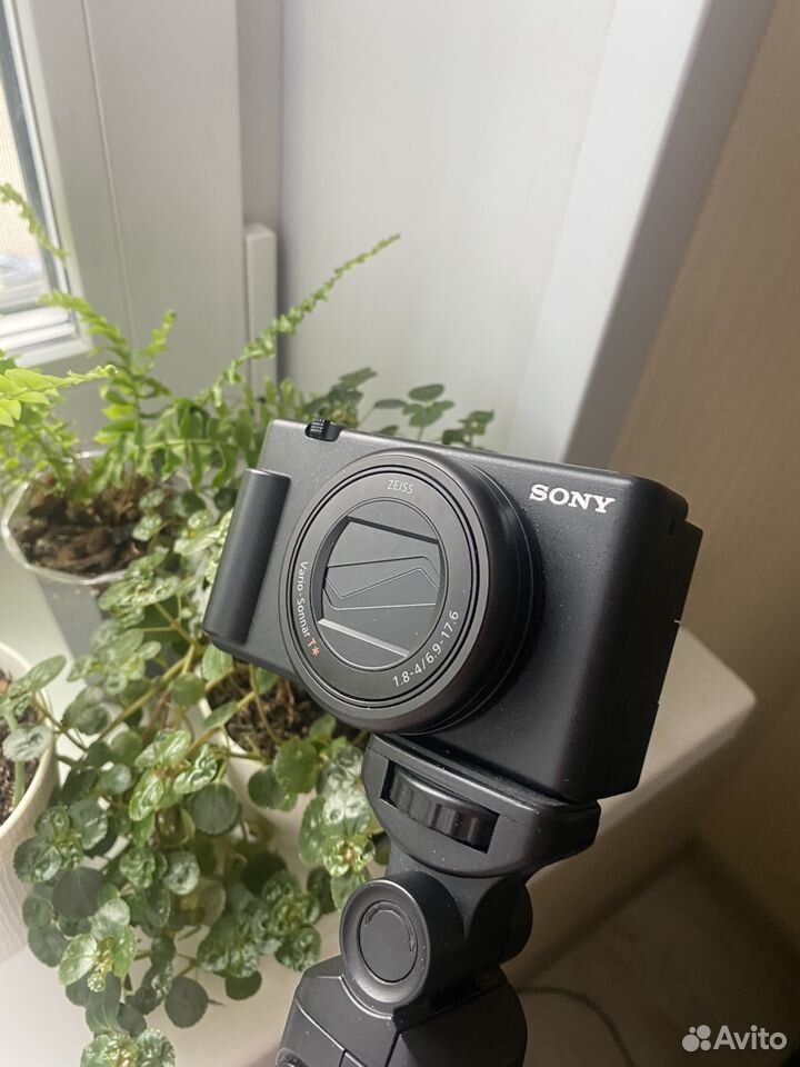 Sony ZV-1M2