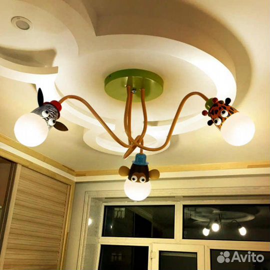 Светильник потолочный