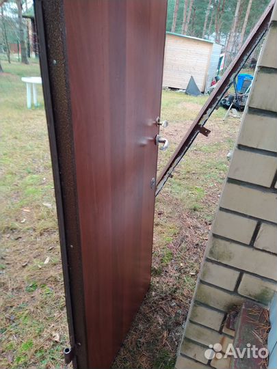Дверь входная металлическая уличная
