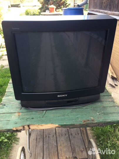 Телевизор на запчасти