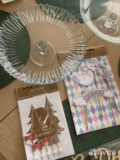 Тортовницы, фруктовницы, топперы на торт