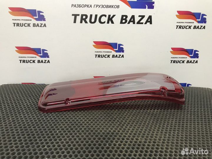 Стекло заднего фонаря правое