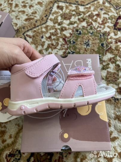 Сандали для девочки новые 20,21