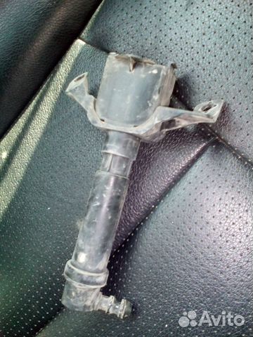 Левая форсунка омывателя на Luxgen 7 SUV