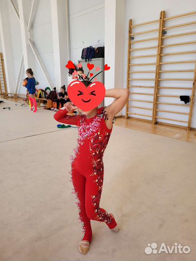 Комбинезон для художественной гимнастики