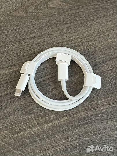 Кабель для iPhone