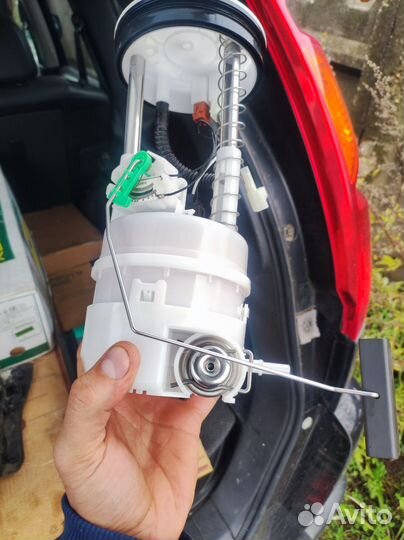 Бензонасос в сборе