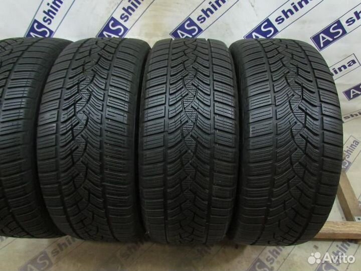 Goodyear UltraGrip Performance Gen-1 225/50 R17 96R