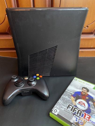 Xbox 360 S Console - гарантия + Диск