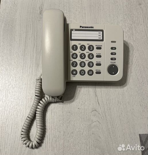 Стационарный телефон panasonic