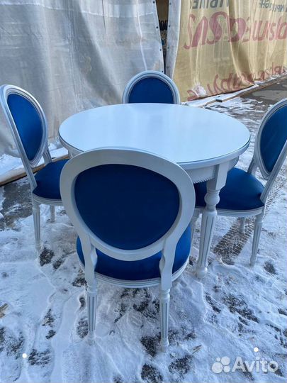 Столы и стулья новые