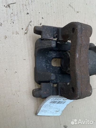 Суппорт задний правый Peugeot 308 хейчбек EP6 2011