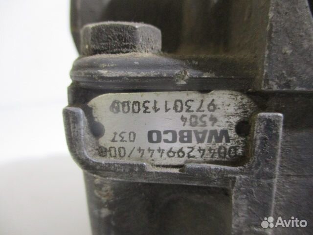 Ускорительный клапан Mercedes-Benz A0044299444