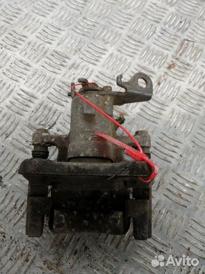 Суппорт задний левый Renault Megane 3 KZ0U 1.6 K4M