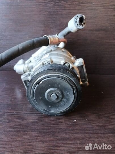 Компрессор кондиционера Volkswagen Jetta 6