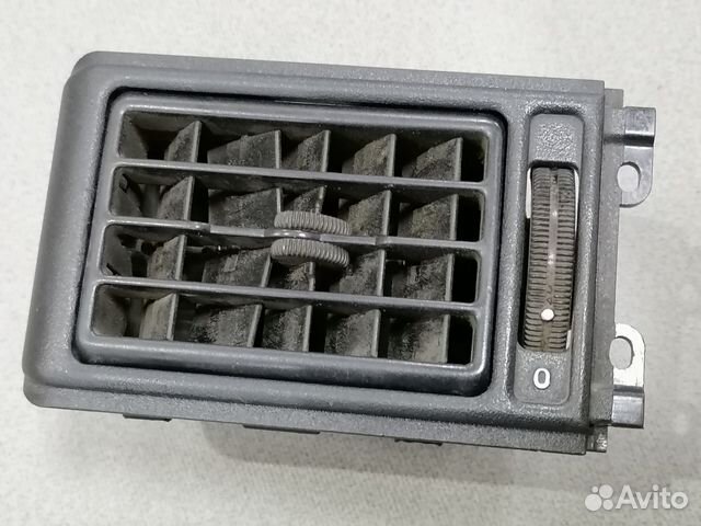 Дефлектор воздушный левый (салон) Opel Kadett E