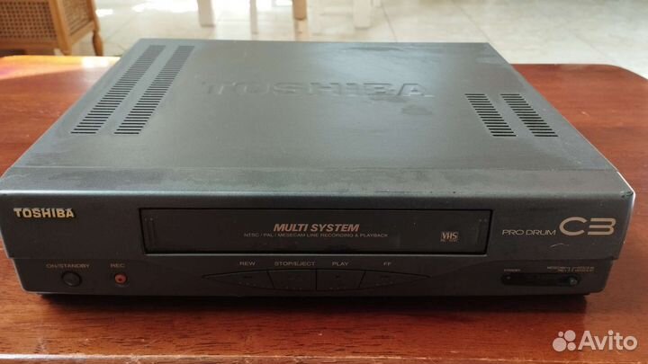 Видеомагнитофон Toshiba C3CZ