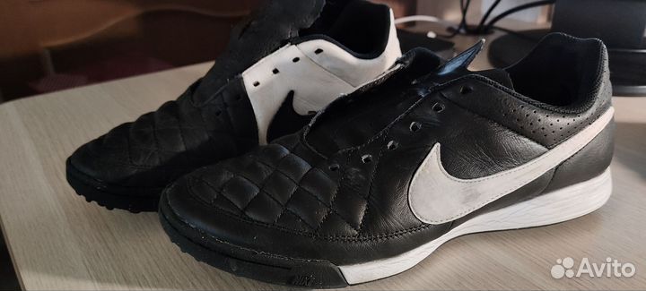 Сороконожки шиповки nike tiempo natural