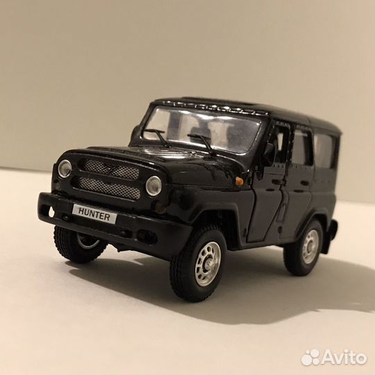 Модель УАЗ Хантер Uaz Hunter 1:43 Autobahn Bauer