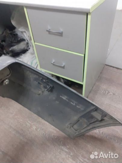 Бампер задний Mercedes-Benz E-Class 124