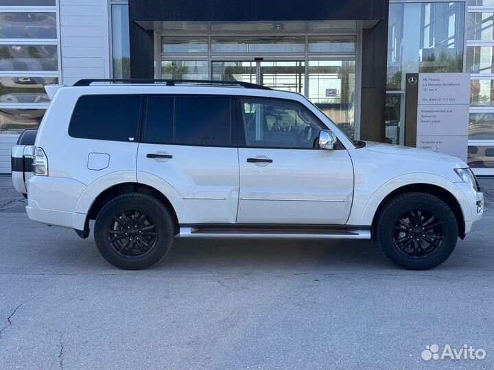 Mitsubishi Pajero 3.8 AT, 2019, 31 100 км