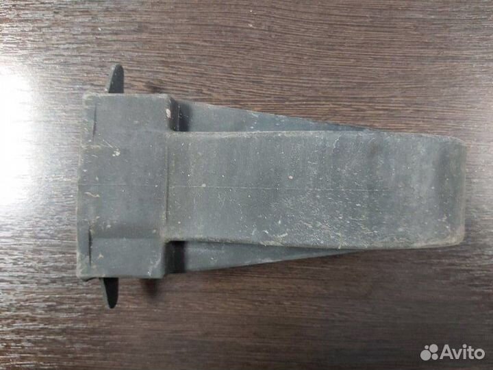 Пыльник ограничителя задний правый Bmw 530 D F10