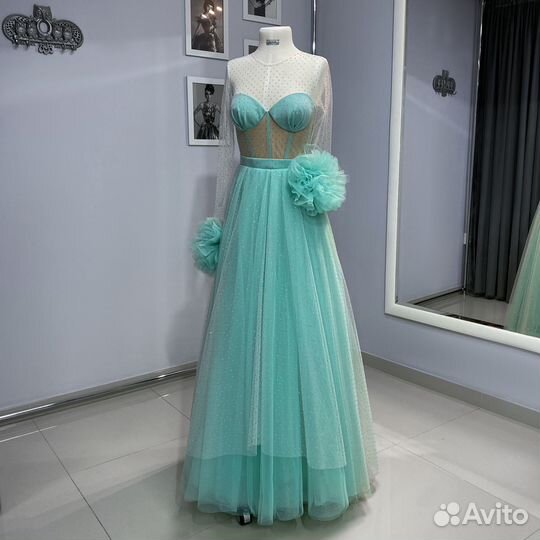 Дизайнер одежды, индивидуальный пошив