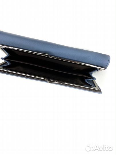 Кожаный кошелек женский